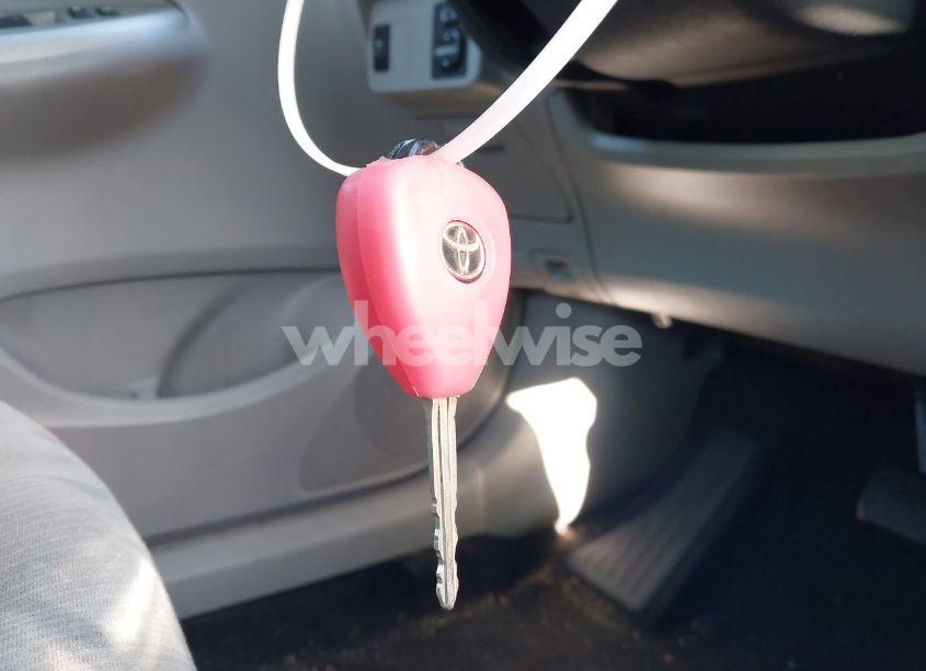 Photo 11 of 2011 Toyota Corolla LE (VIN 2T1BU4EEXBC752841)