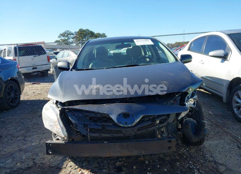 Photo 12 of 2011 Toyota Corolla LE (VIN 2T1BU4EEXBC752841)