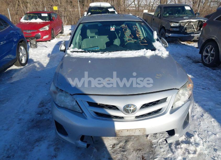 Photo 12 of 2012 Toyota Corolla LE (VIN 2T1BU4EEXCC756714)