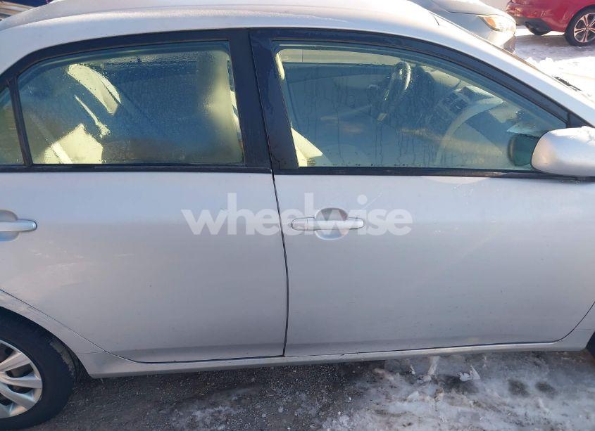 Photo 13 of 2012 Toyota Corolla LE (VIN 2T1BU4EEXCC756714)