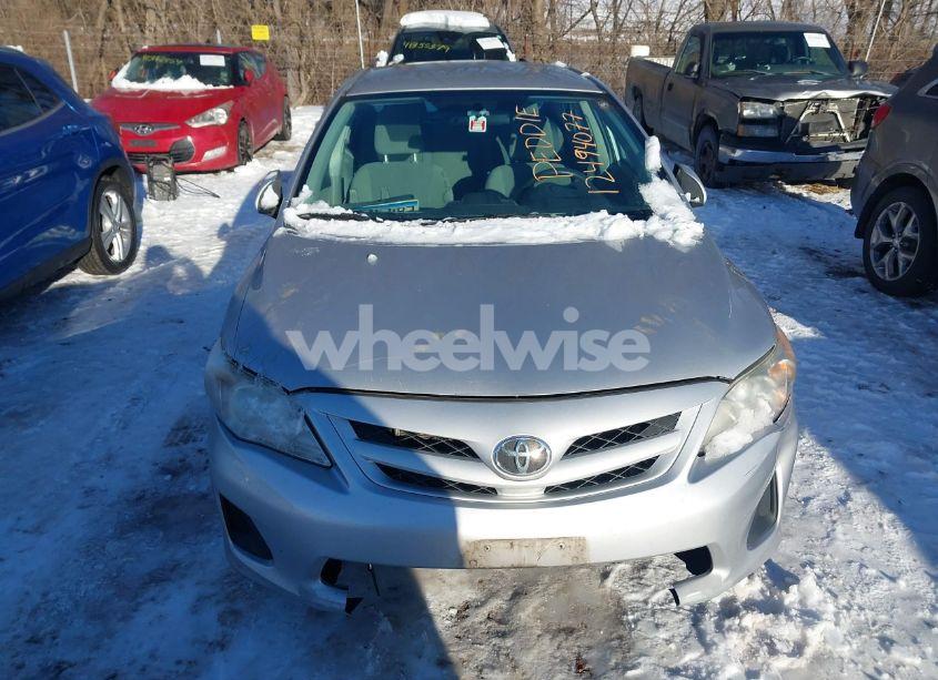 Photo 6 of 2012 Toyota Corolla LE (VIN 2T1BU4EEXCC756714)