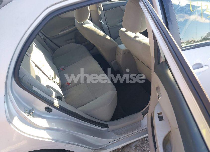 Photo 8 of 2012 Toyota Corolla LE (VIN 2T1BU4EEXCC756714)