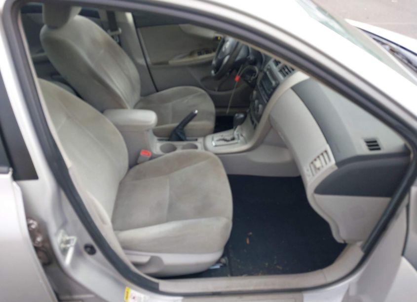 Photo 5 of 2012 Toyota Corolla LE (VIN 2T1BU4EEXCC759970)