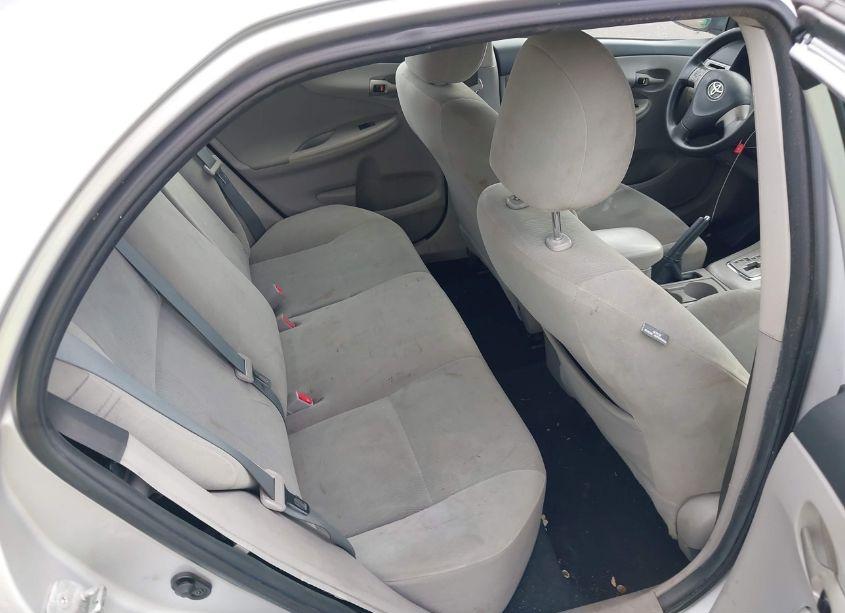 Photo 8 of 2012 Toyota Corolla LE (VIN 2T1BU4EEXCC759970)