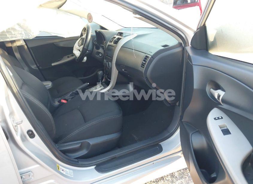 Photo 5 of 2012 Toyota Corolla S (VIN 2T1BU4EEXCC767955)