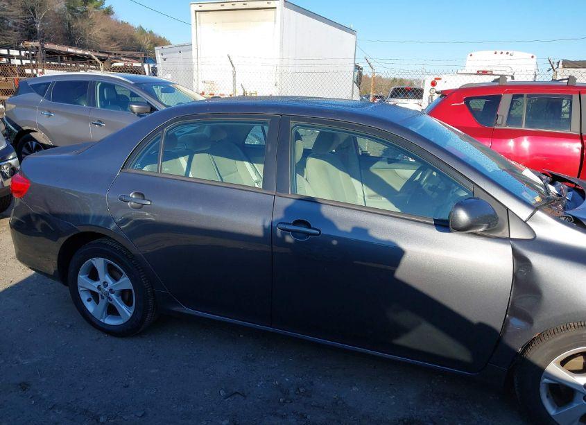 Photo 13 of 2012 Toyota Corolla LE (VIN 2T1BU4EEXCC800520)