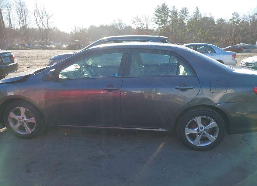 Photo 14 of 2012 Toyota Corolla LE (VIN 2T1BU4EEXCC800520)