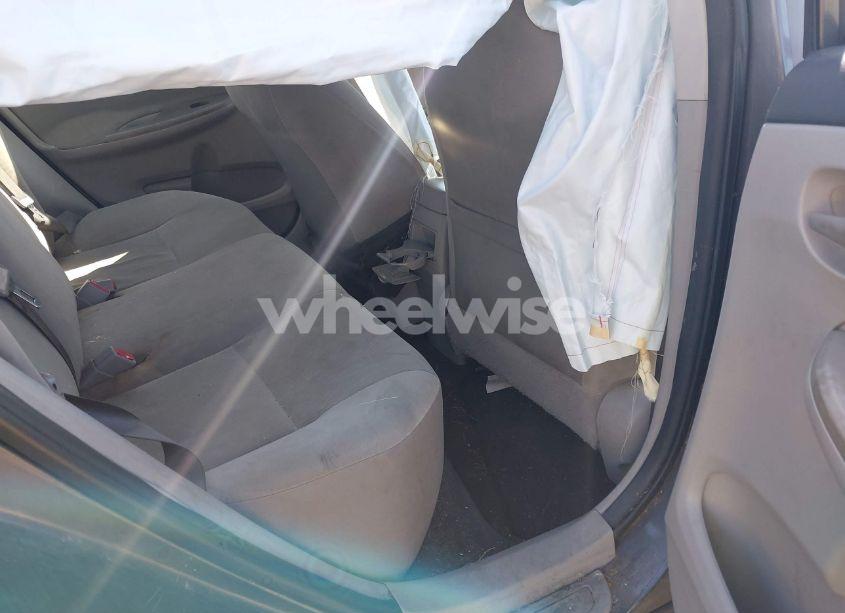 Photo 8 of 2012 Toyota Corolla LE (VIN 2T1BU4EEXCC850124)