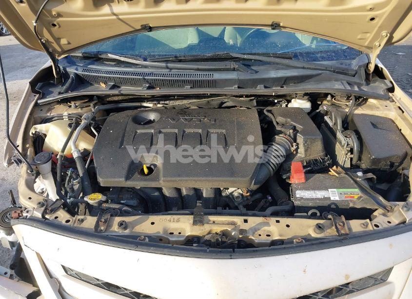 Photo 10 of 2012 Toyota Corolla LE (VIN 2T1BU4EEXCC865772)