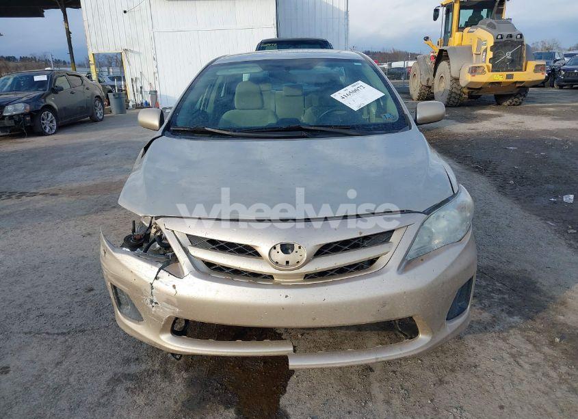 Photo 13 of 2012 Toyota Corolla LE (VIN 2T1BU4EEXCC865772)