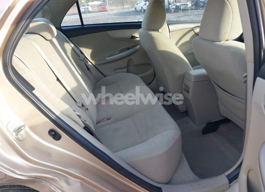 Photo 8 of 2012 Toyota Corolla LE (VIN 2T1BU4EEXCC865772)