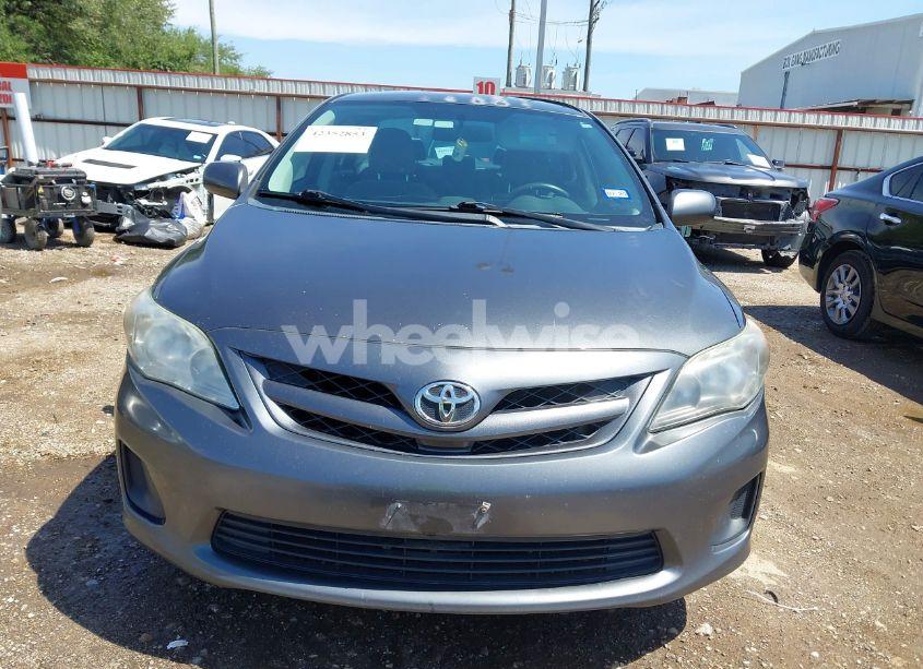 Photo 12 of 2012 Toyota Corolla LE (VIN 2T1BU4EEXCC870759)