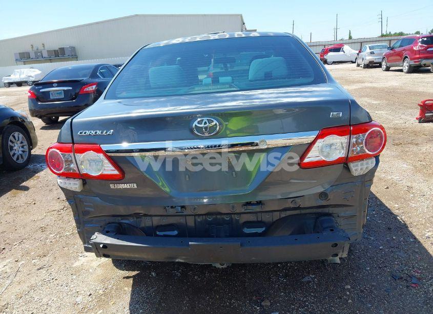 Photo 16 of 2012 Toyota Corolla LE (VIN 2T1BU4EEXCC870759)