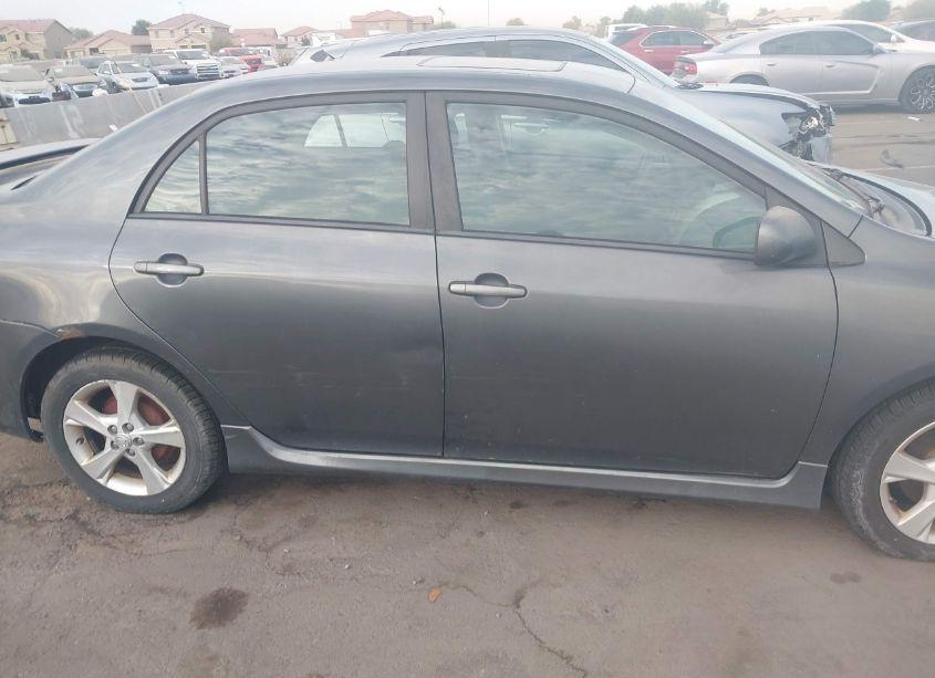 Photo 13 of 2012 Toyota Corolla S (VIN 2T1BU4EEXCC879378)