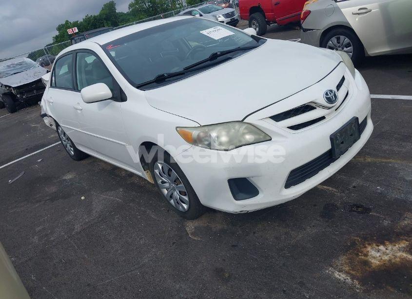 2012 Toyota Corolla LE (VIN 2T1BU4EEXCC882183) main photo