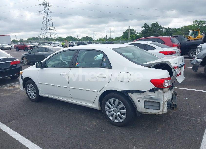 Photo 14 of 2012 Toyota Corolla LE (VIN 2T1BU4EEXCC882183)