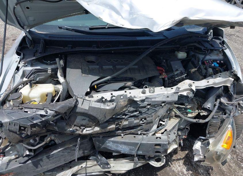 Photo 10 of 2012 Toyota Corolla L (VIN 2T1BU4EEXCC895337)