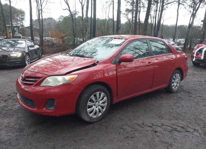 Photo 2 of 2013 Toyota Corolla LE (VIN 2T1BU4EEXDC024259)