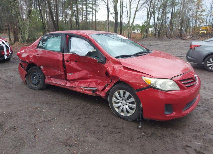 Photo 6 of 2013 Toyota Corolla LE (VIN 2T1BU4EEXDC024259)