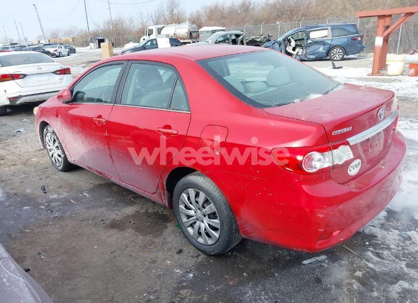 Photo 3 of 2013 Toyota Corolla LE (VIN 2T1BU4EEXDC025346)