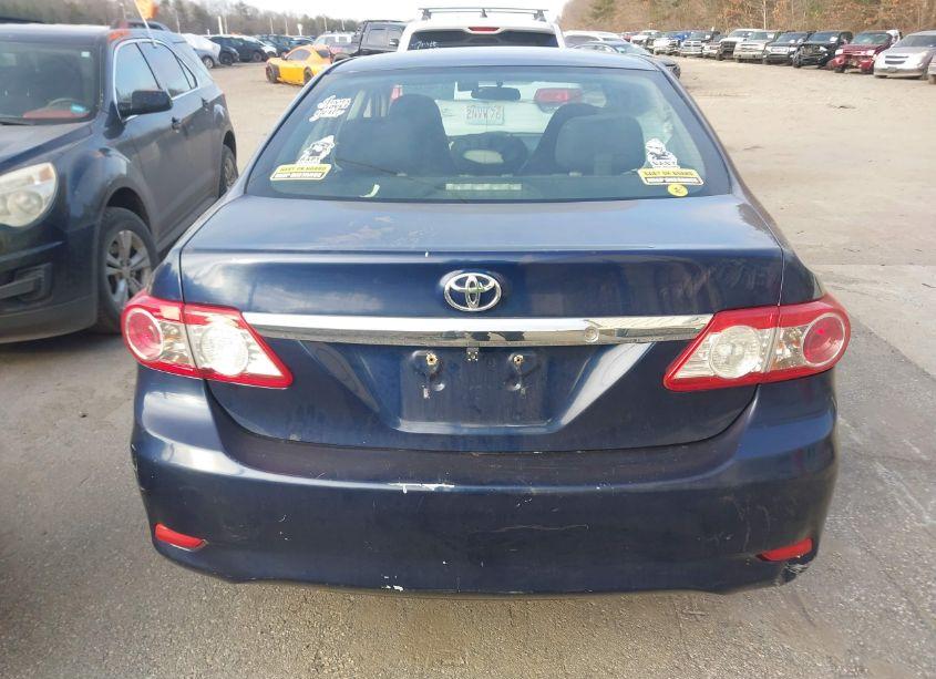 Photo 16 of 2013 Toyota Corolla LE (VIN 2T1BU4EEXDC039263)