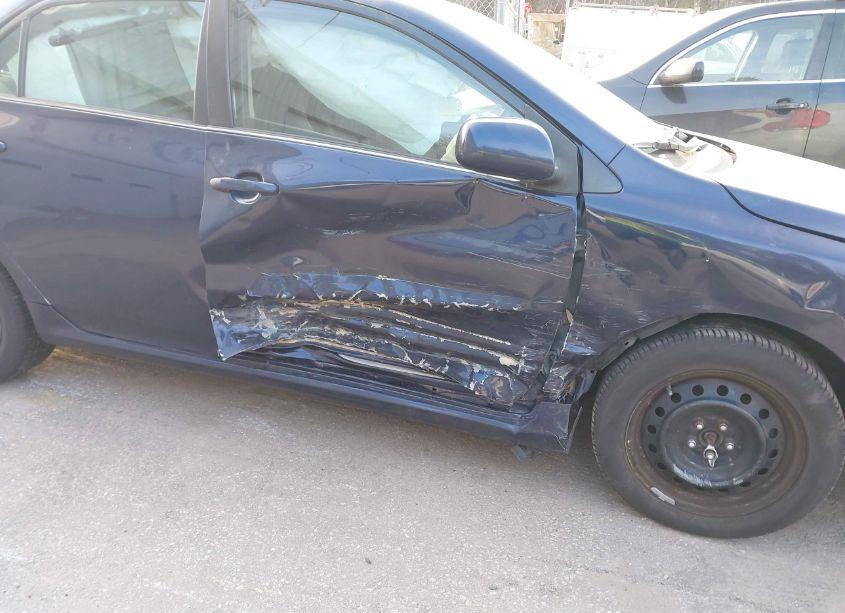 Photo 6 of 2013 Toyota Corolla LE (VIN 2T1BU4EEXDC039263)