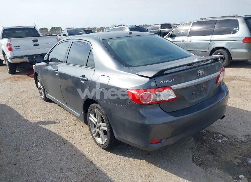 Photo 3 of 2013 Toyota Corolla S (VIN 2T1BU4EEXDC063692)
