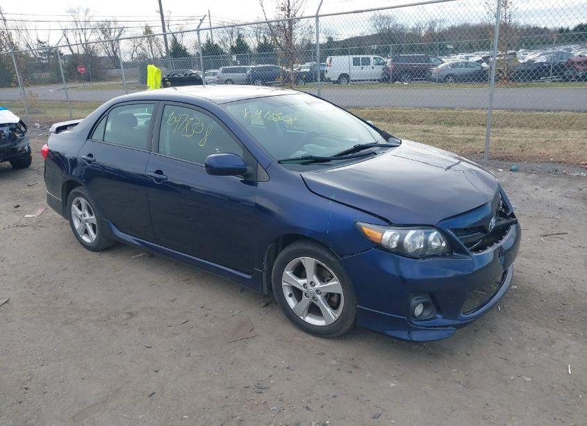 2013 Toyota Corolla S (VIN 2T1BU4EEXDC091816) main photo