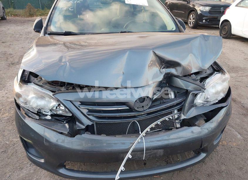 Photo 6 of 2013 Toyota Corolla LE (VIN 2T1BU4EEXDC095557)