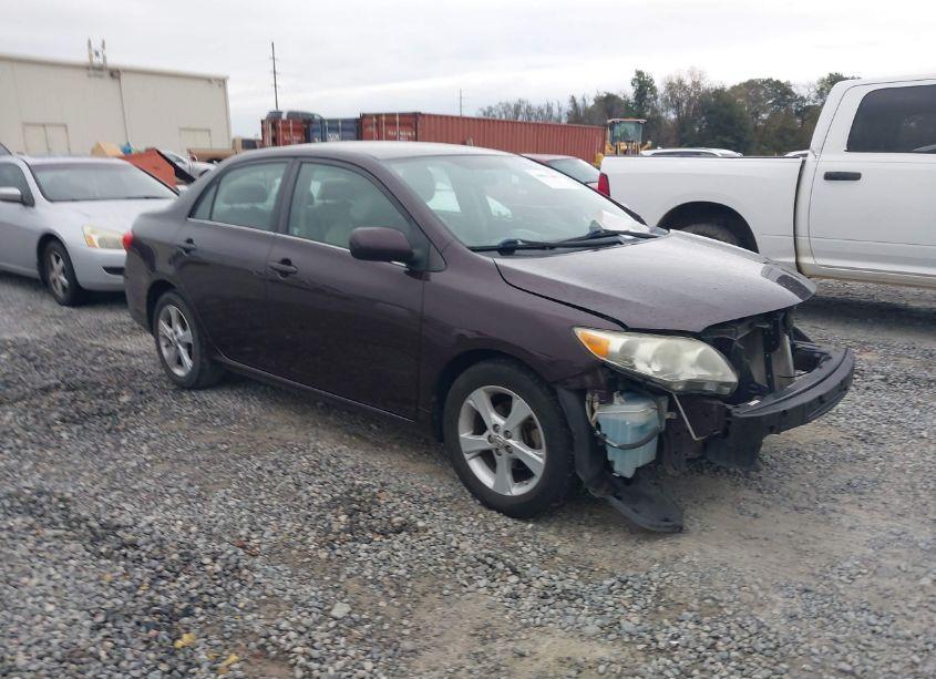 2013 Toyota Corolla LE SPECIAL EDITION (VIN 2T1BU4EEXDC096370) main photo