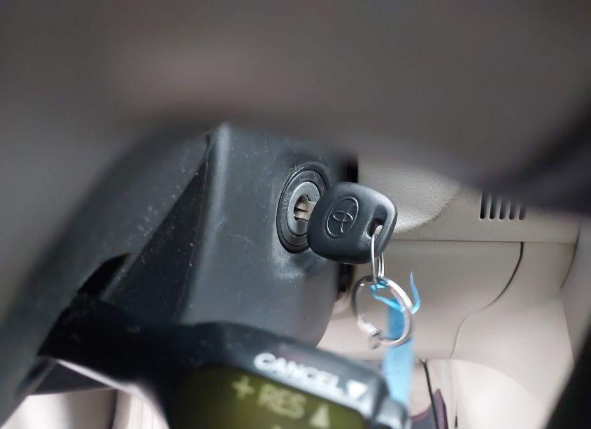 Photo 11 of 2013 Toyota Corolla LE SPECIAL EDITION (VIN 2T1BU4EEXDC096370)