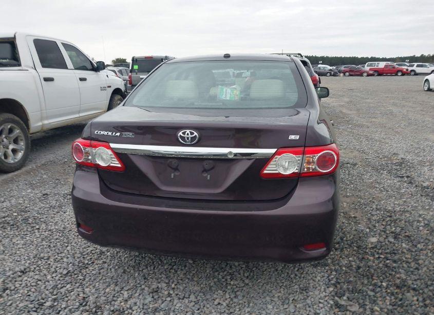 Photo 16 of 2013 Toyota Corolla LE SPECIAL EDITION (VIN 2T1BU4EEXDC096370)