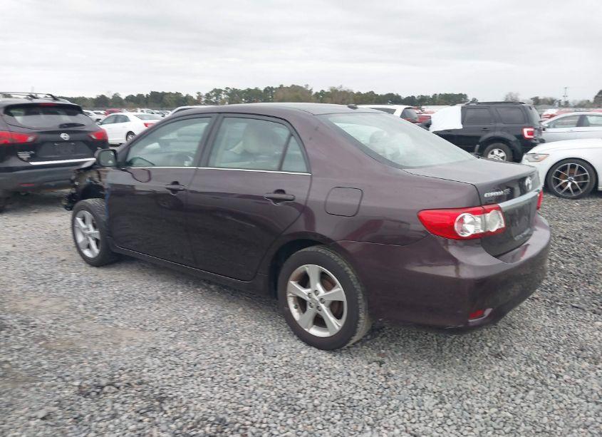 Photo 3 of 2013 Toyota Corolla LE SPECIAL EDITION (VIN 2T1BU4EEXDC096370)