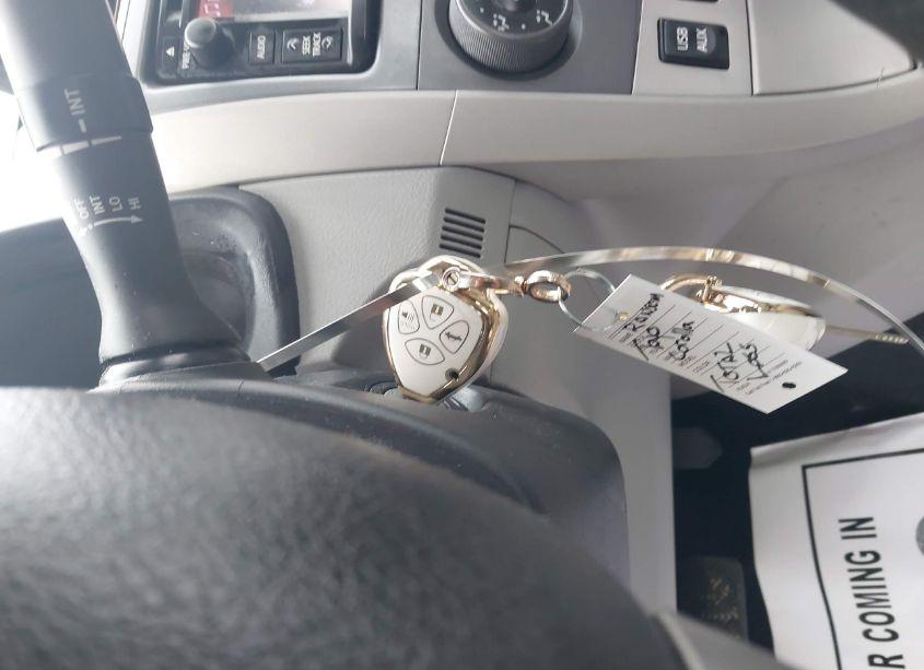 Photo 11 of 2013 Toyota Corolla LE (VIN 2T1BU4EEXDC112535)