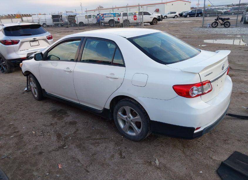 Photo 3 of 2013 Toyota Corolla S (VIN 2T1BU4EEXDC119369)