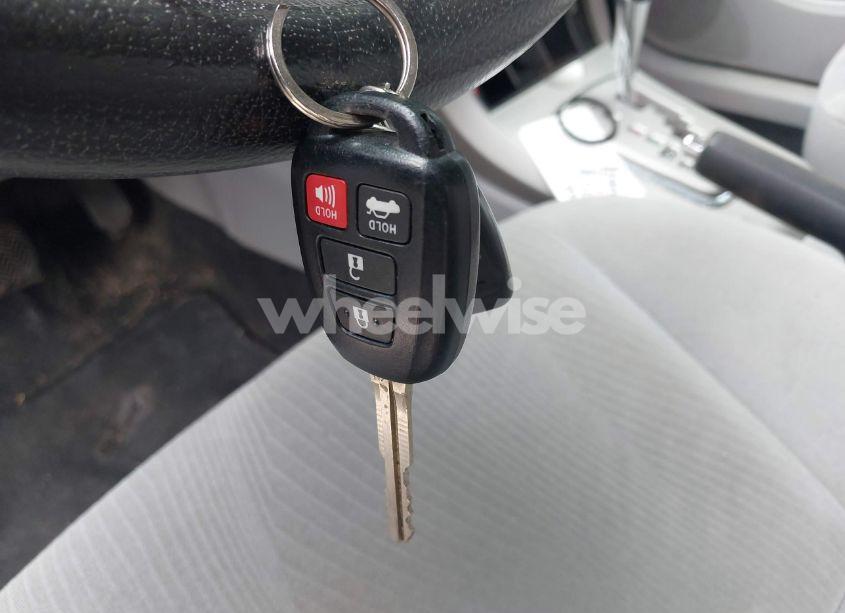 Photo 11 of 2013 Toyota Corolla LE (VIN 2T1BU4EEXDC121252)