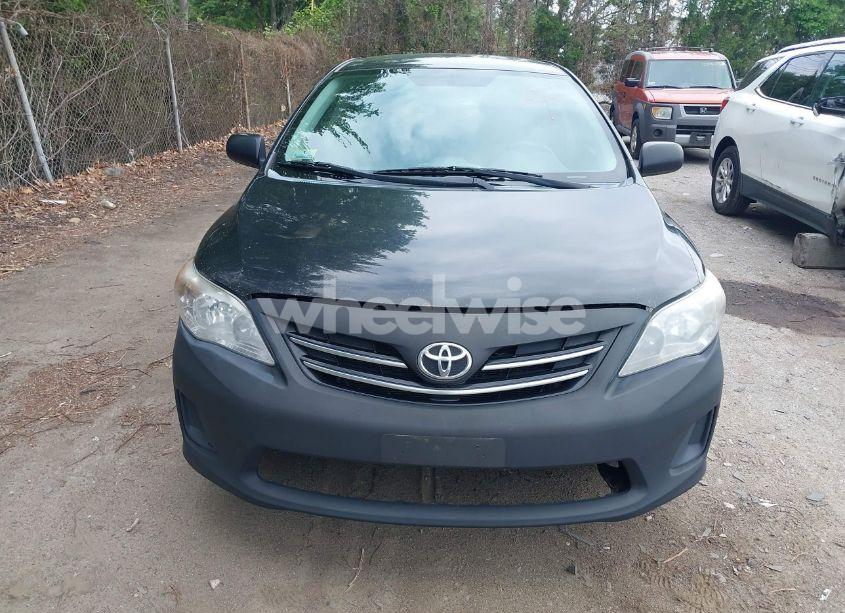 Photo 12 of 2013 Toyota Corolla LE (VIN 2T1BU4EEXDC121252)
