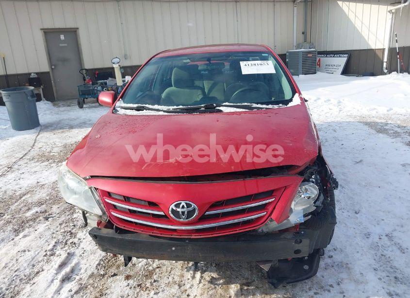 Photo 13 of 2013 Toyota Corolla LE (VIN 2T1BU4EEXDC927978)