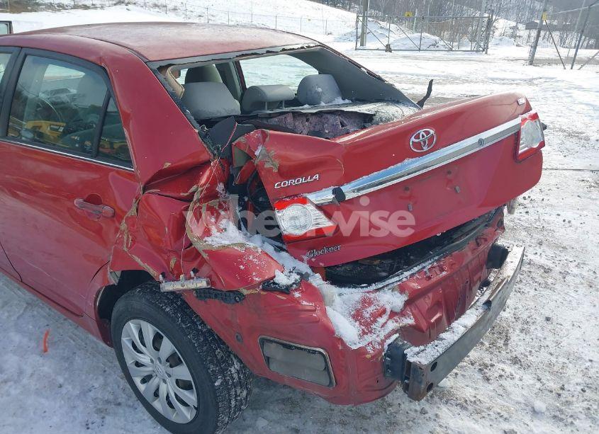 Photo 6 of 2013 Toyota Corolla LE (VIN 2T1BU4EEXDC927978)