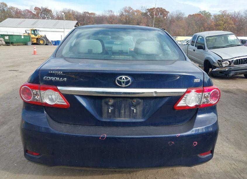 Photo 15 of 2013 Toyota Corolla LE (VIN 2T1BU4EEXDC941797)