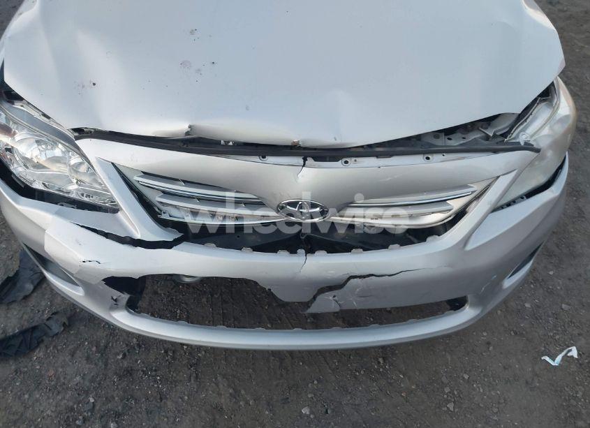 Photo 6 of 2013 Toyota Corolla LE (VIN 2T1BU4EEXDC946112)