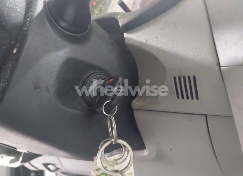 Photo 11 of 2013 Toyota Corolla LE (VIN 2T1BU4EEXDC960429)