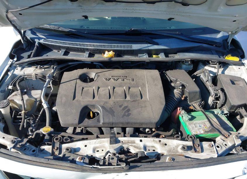 Photo 10 of 2013 Toyota Corolla LE (VIN 2T1BU4EEXDC969406)