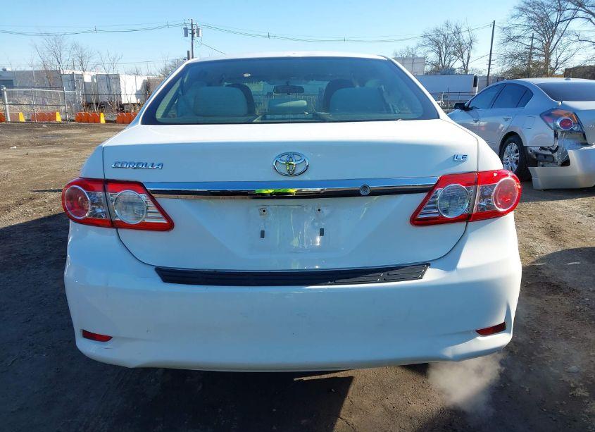 Photo 16 of 2013 Toyota Corolla LE (VIN 2T1BU4EEXDC969406)