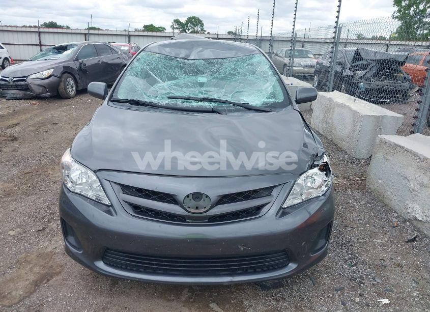 Photo 12 of 2013 Toyota Corolla L (VIN 2T1BU4EEXDC988540)