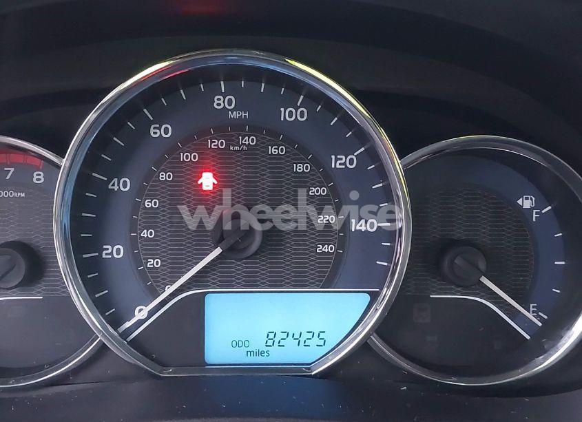 Photo 15 of 2014 Toyota Corolla LE (VIN 2T1BURHE0EC013443)