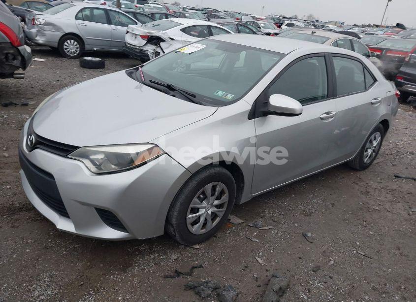 Photo 2 of 2014 Toyota Corolla L (VIN 2T1BURHE0EC032896)
