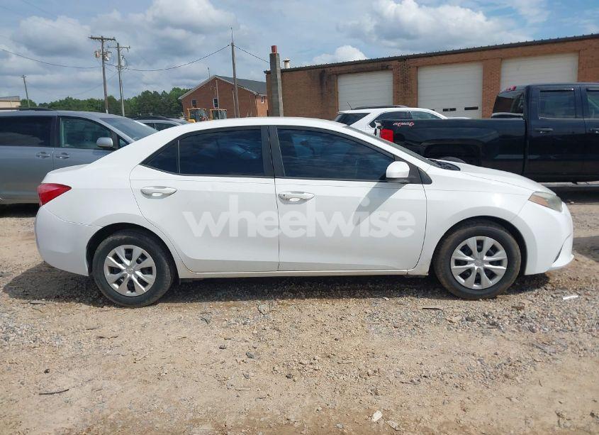 Photo 13 of 2014 Toyota Corolla L (VIN 2T1BURHE0EC033546)
