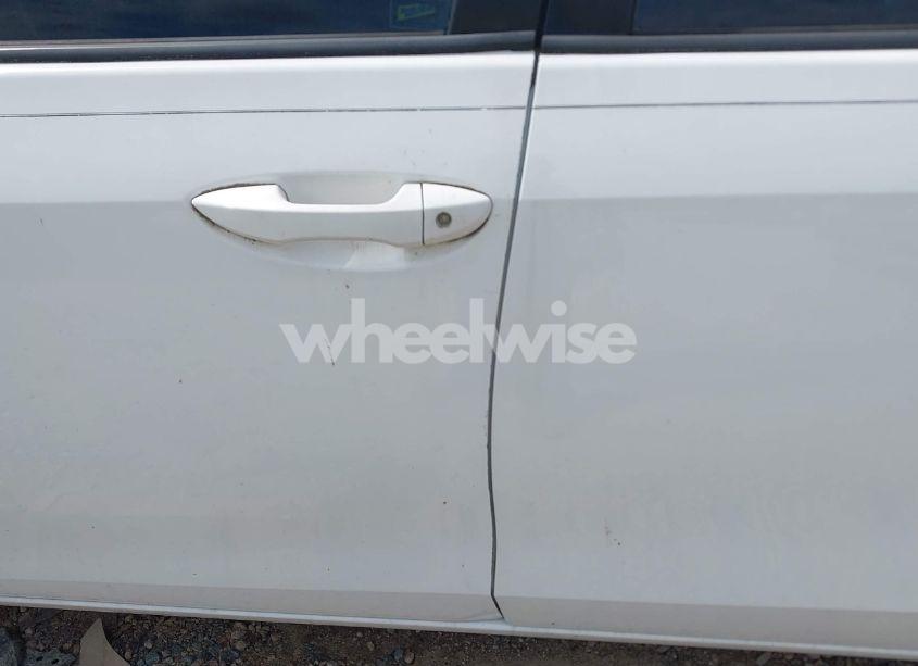 Photo 18 of 2014 Toyota Corolla L (VIN 2T1BURHE0EC033546)