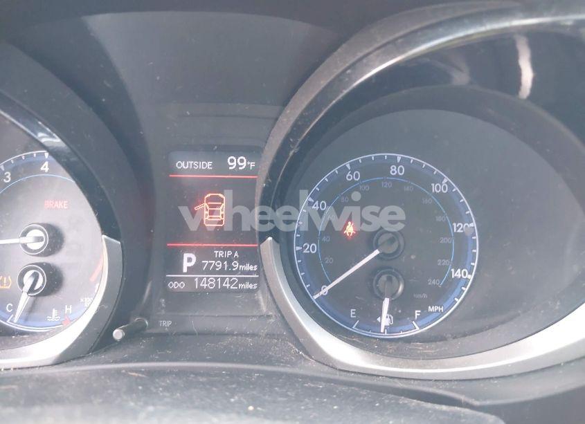 Photo 7 of 2014 Toyota Corolla S PLUS (VIN 2T1BURHE0EC100839)